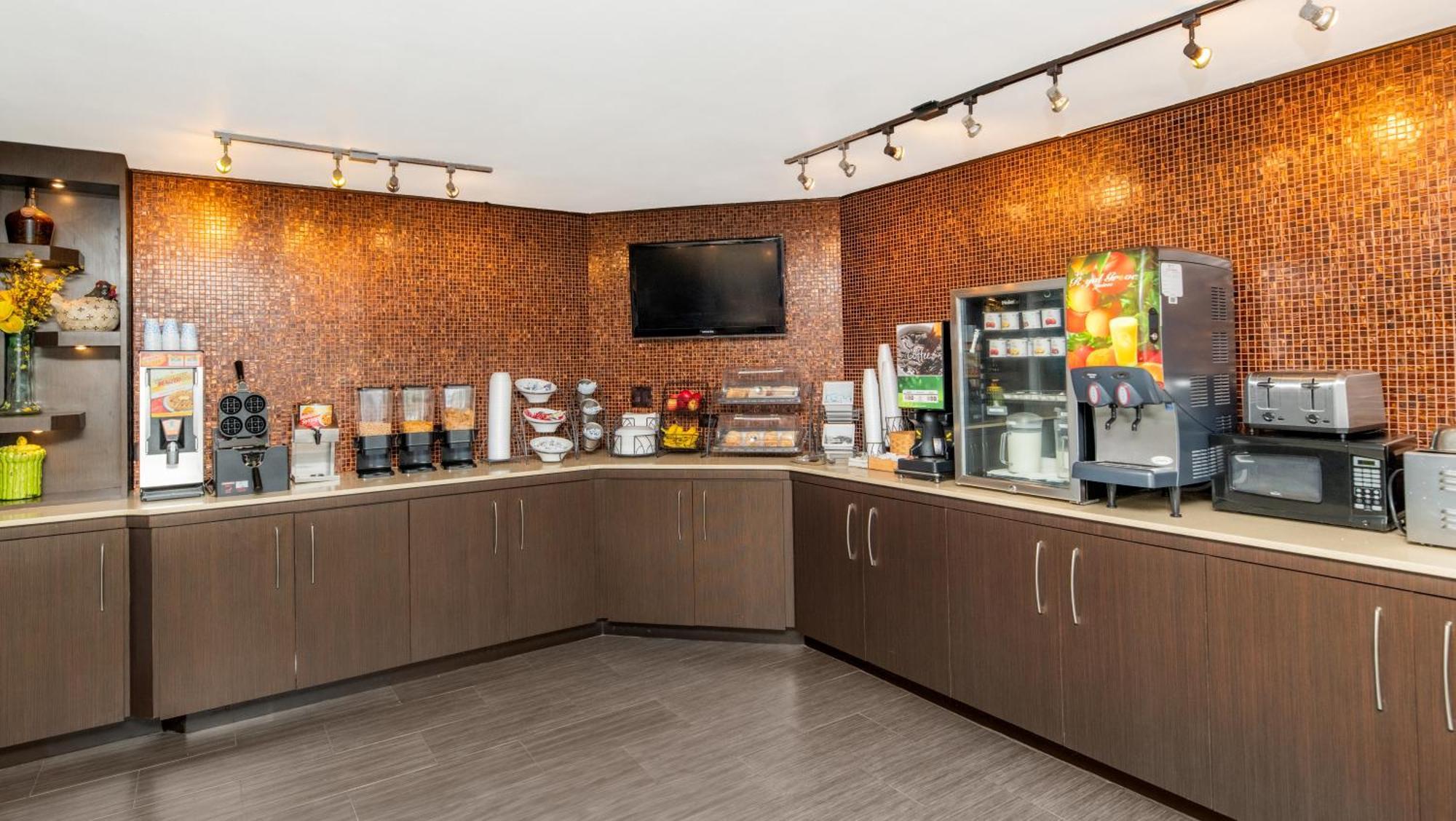 Days Inn By Wyndham Форт Смит Екстериор снимка