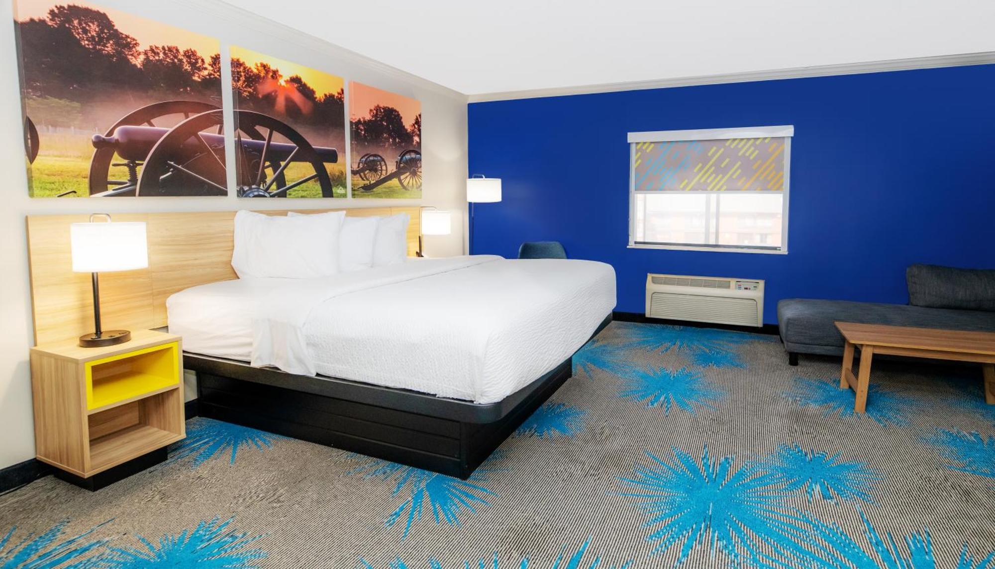 Days Inn By Wyndham Форт Смит Екстериор снимка