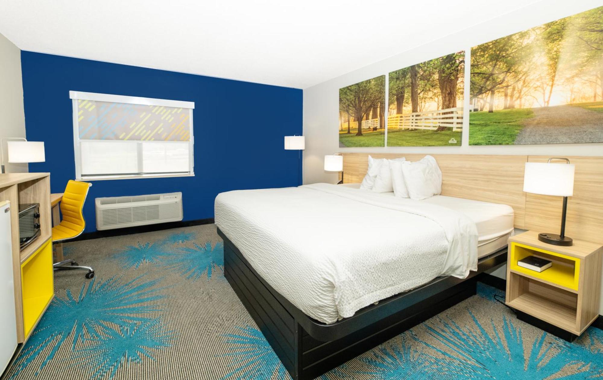 Days Inn By Wyndham Форт Смит Екстериор снимка
