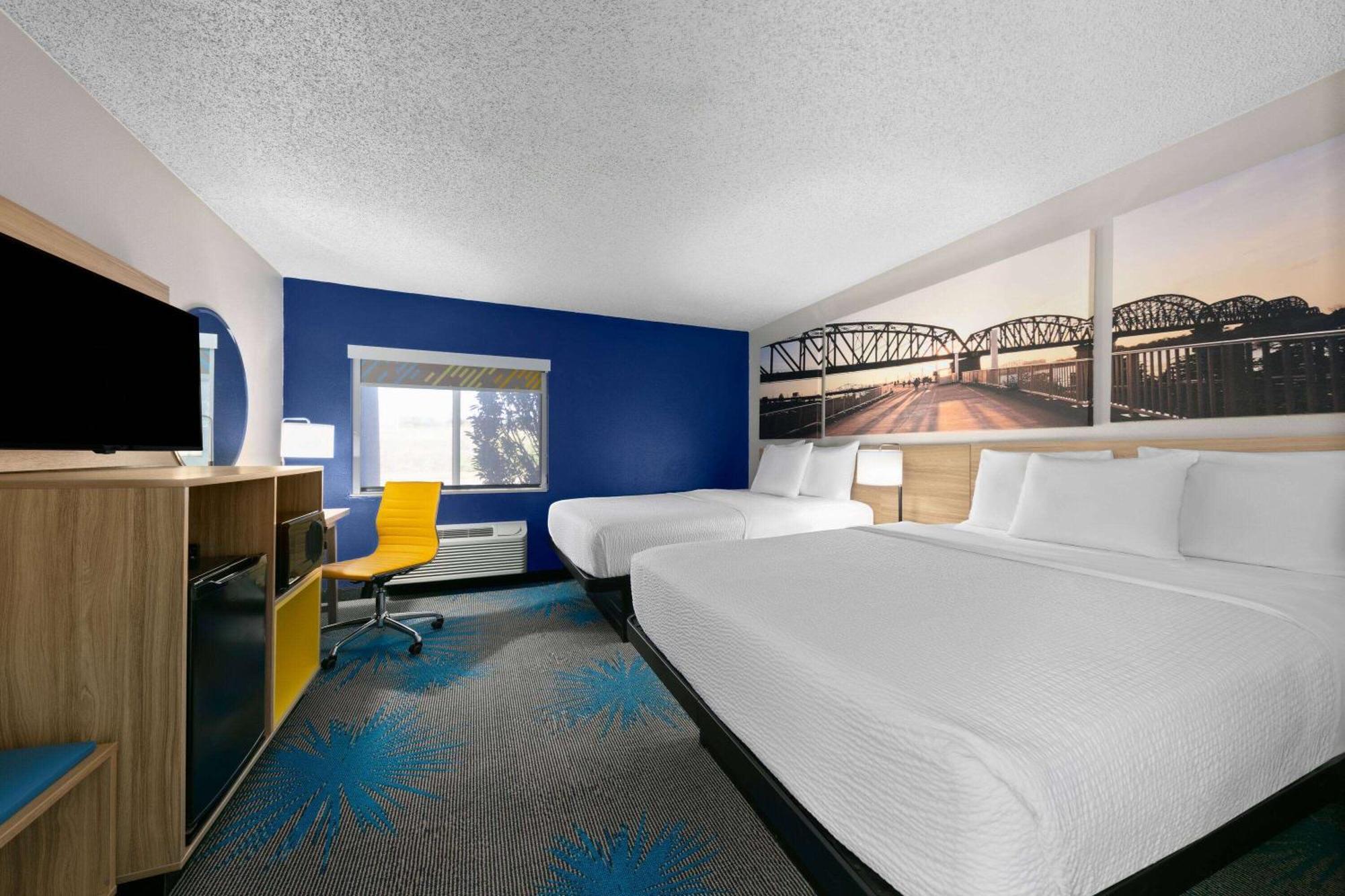 Days Inn By Wyndham Форт Смит Екстериор снимка