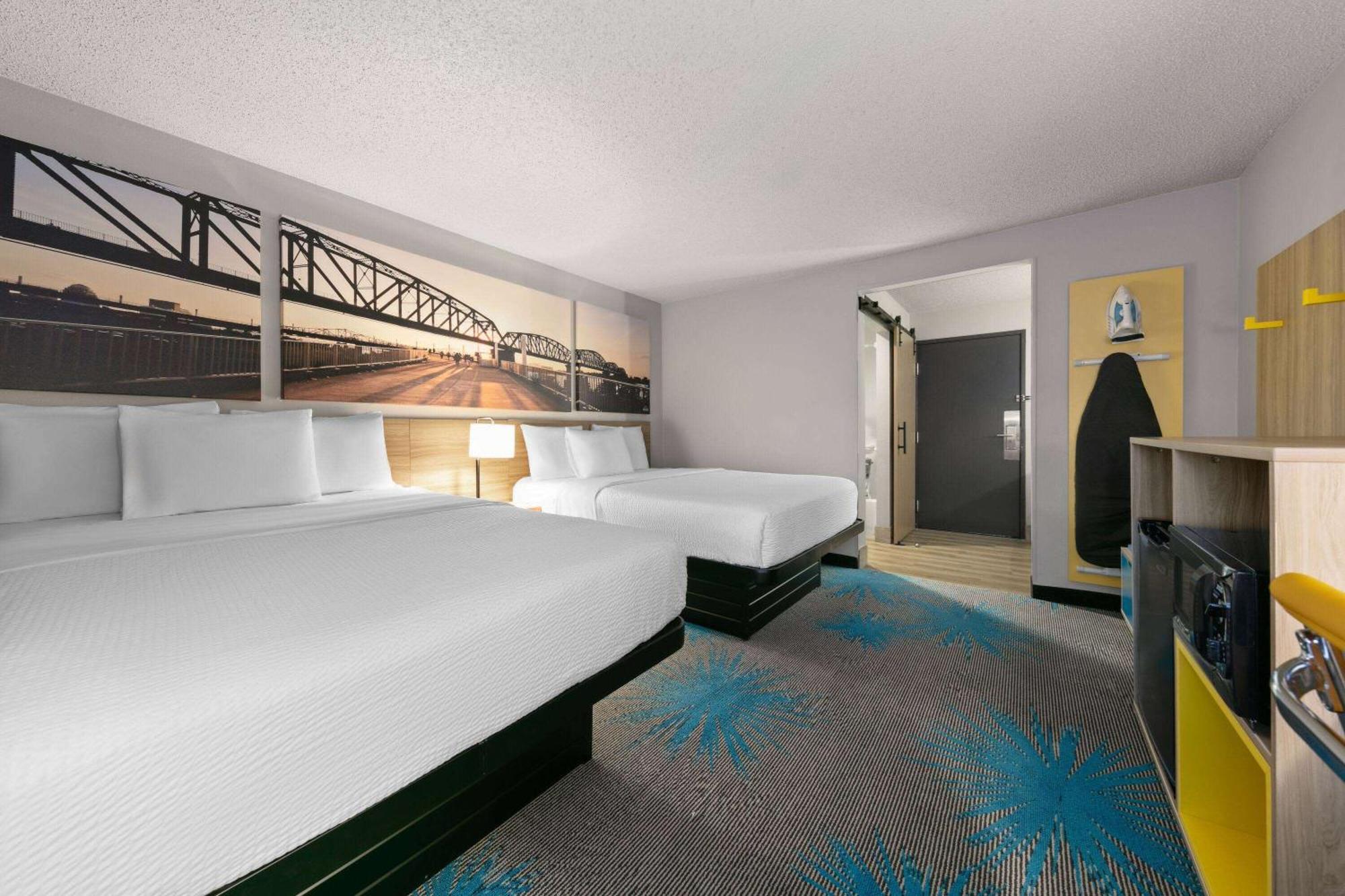 Days Inn By Wyndham Форт Смит Екстериор снимка